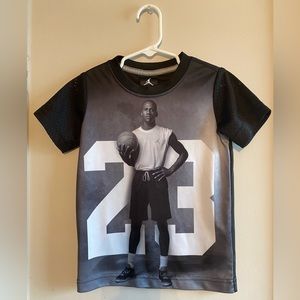 White, Black & Gray Michael Jordan 23 Jersey short sleeve Shirt